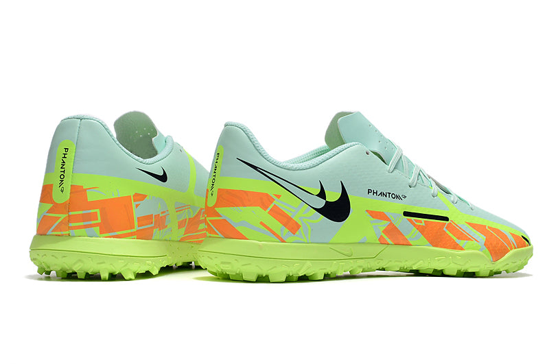 Nike Phantom GT2 Club TF