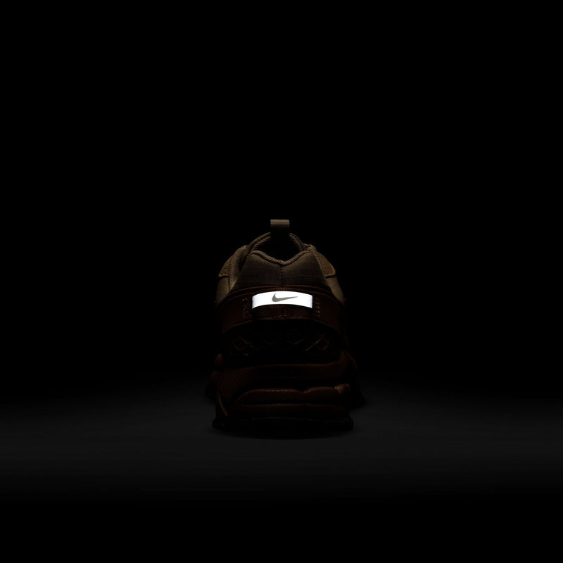 Women's Nike Zoom Vomero Roam Flax/Khaki-Anthracite-University Gold HQ2181-200